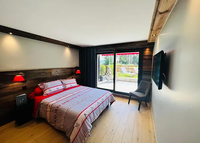 Fontainebleau Golf In Golf Out *